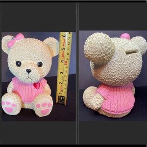 ❤️Adorable Bear 🐻 little girl’s piggy bank, size in photos,ceramic NWOT